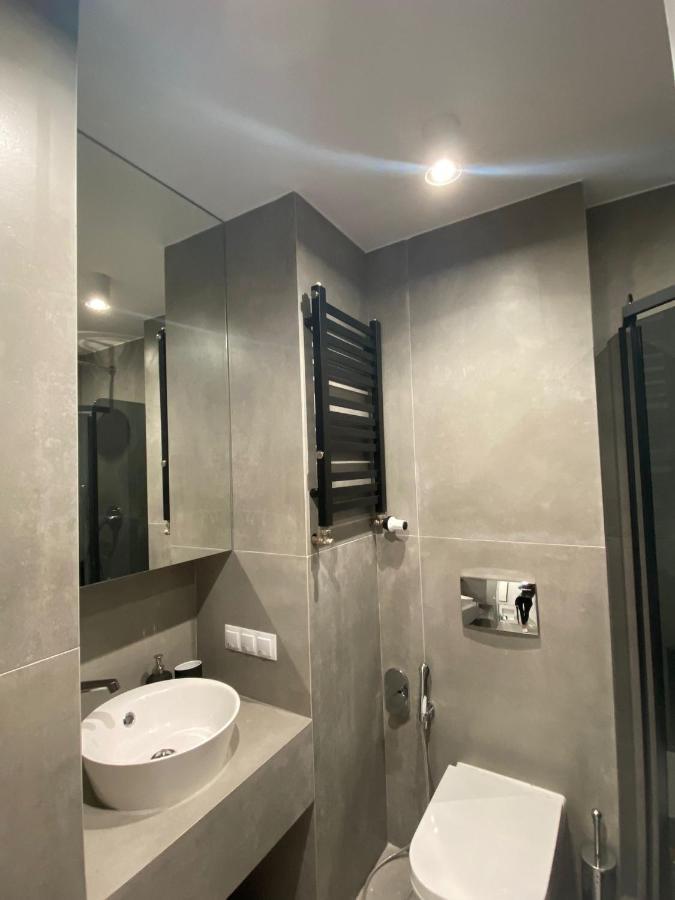 V3 Korfantego 20 Apartment คาโตวีตเซ ภายนอก รูปภาพ